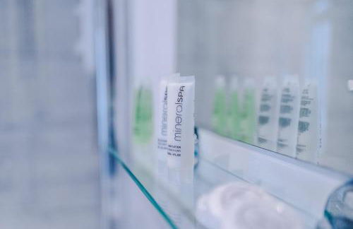 Spacious Modern Chester Home - Great Location - Photo 16