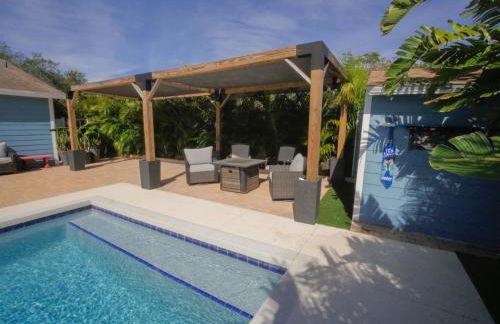 Beautiful Home - Oasis Backyard with Heat Pool - Foto 23