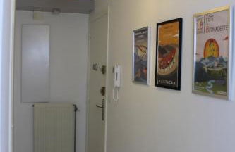 Appartement l'esprit de Lourdes, proche sanctuaire et gare, vue sur le château - Foto 11