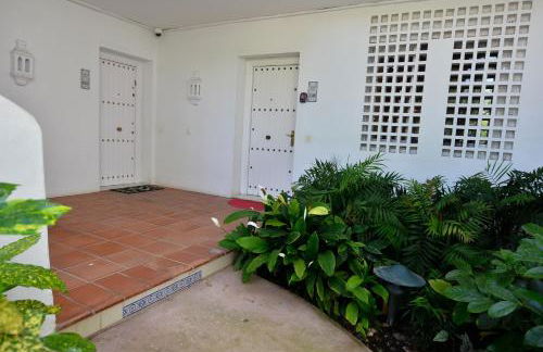 Alcazaba Beach Apartment 3302 - Photo 47