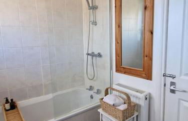 A warm welcome from Wales 1 Mile from the ICC - Foto 16