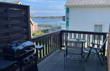 Updated Historic Water St 2 Bdr, 2 Bath apartment. - Photo 3