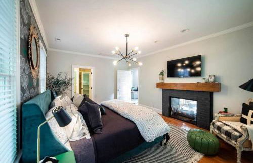 Elizabeth Bungalow, Fenced Yard, Fireplaces, Grill - Foto 50