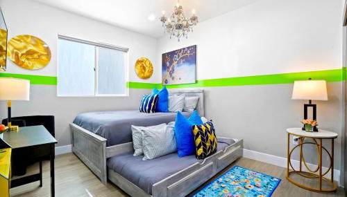 NoHo Hot Tub Home, Sleeps 12, Free Parking, Universal 15m, FIFA World Cup SoFi - Foto 4