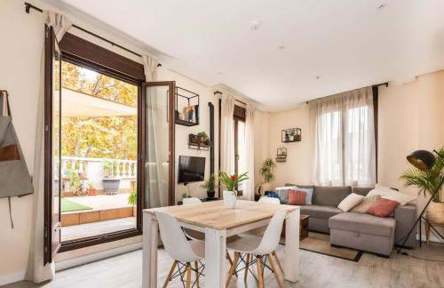 Ático con terraza, parking y chimenea junto a Universidad - Foto 14