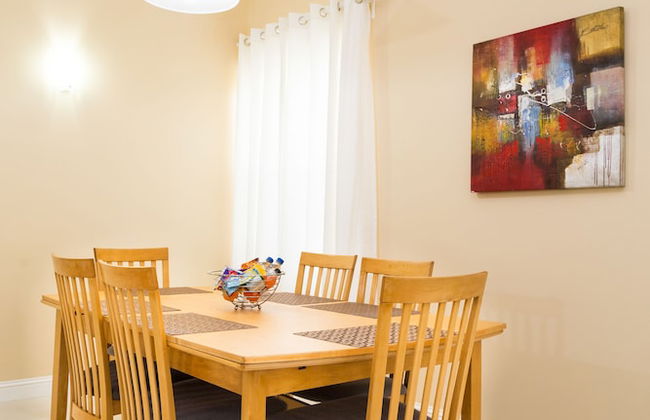 New Kingston Guest Apartment at Westbury - Foto 16