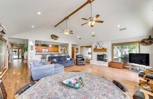 Rhodes Retreat with Dock on Cedar Creek Lake! - Foto 3