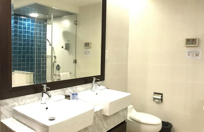 Sunset Seaview Beach Villas & Spa Suites at Nexus Karambunai - Foto 35