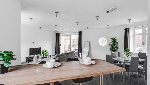 Large Central Apartment - free nearby parking - Foto 5