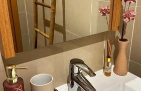 Charming Luz House - T2 apartment with jacuzzi - Foto 34