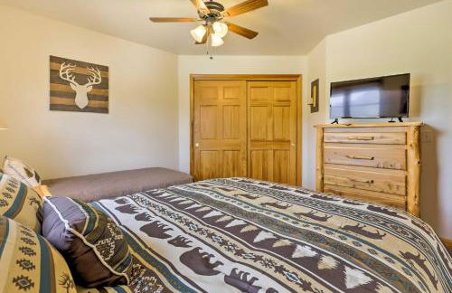 Steps to Grand Lake Condo with Deck and Mtn Views - Foto 13