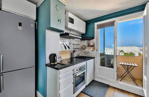 Le Jules Guesde, Appart traversant, 3ch , parking, 2mn à pied métro D Parilly - Foto 1