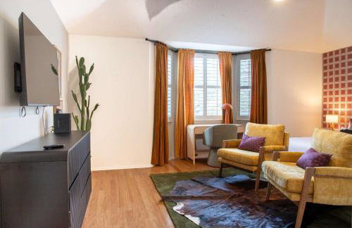 Sparkling Pool Hot Tub Game Room Kids Area - Foto 42