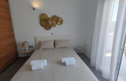 Seafront Villa Christina - Photo 8