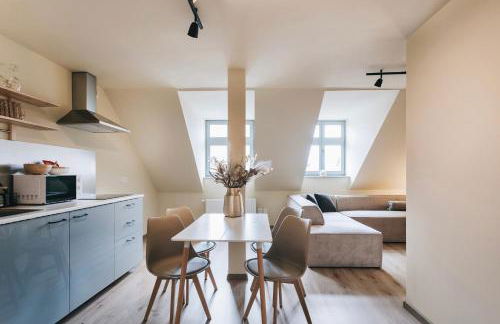 Idyllisch zentral - Großes Apartment mit historischem Flair und Bergpanorama - Foto 15