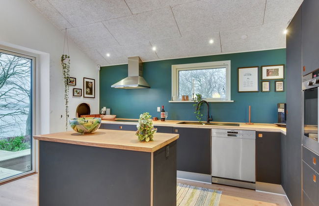 "Lika" - 25m to the fjord - Foto 20