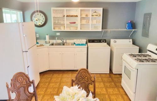 3BR Home, Pet-Friendly, Fenced Yard Near I-70, I-75, Hospitals, Wright-Patt AFB - Foto 7