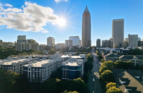 Luxury King Bed Suite - Pool - Gym - Parking - Foto 44