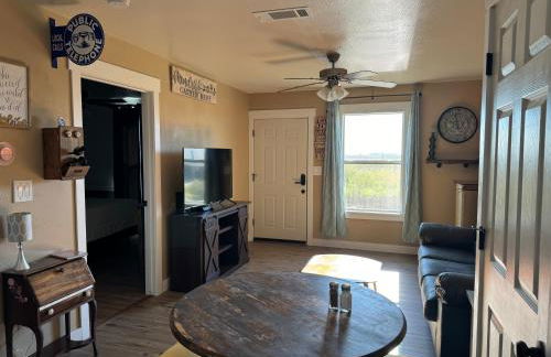 Relax & Unwind in a Serene Retreat Near the Beach - Foto 32