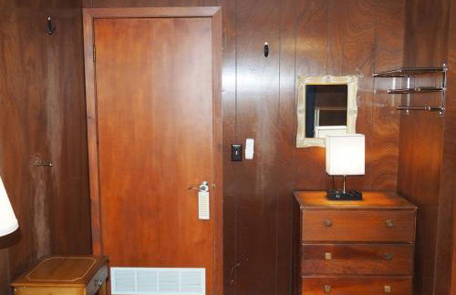 Birch Shores Resort - The Hemlock Cottage - Foto 27