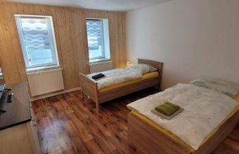 Seyfarthrooms - Monteurwohnung Großröhrsdorf 3 - zentrale Lage, gute Anbindung, ideal für 2 Personen - Foto 1