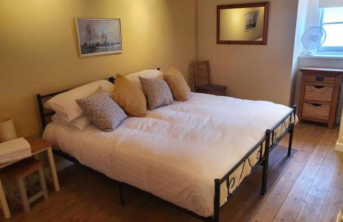 St Margaret's Steps Luxury apartment sleeps 8 - Foto 9