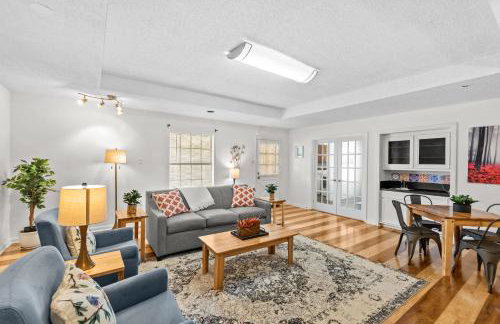 15 Min to LSU & Downtown Oak Hills Place Hideaway - Foto 8