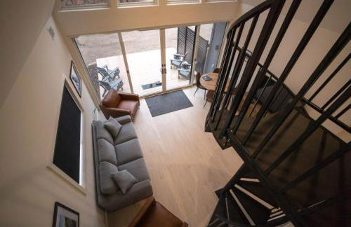 Gorgeous Modern Chalet In The Woods - Foto 16