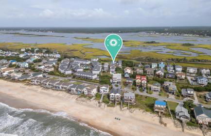 Seaside Serenity Beautiful Home on Topsail 7 BR - Photo 36