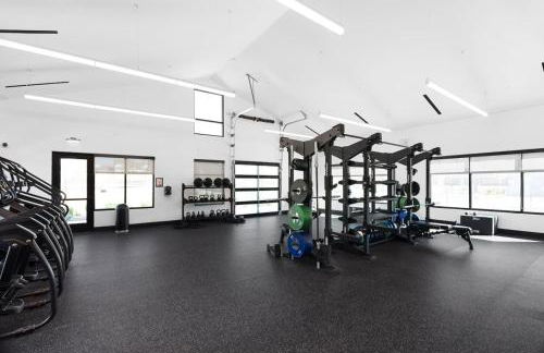 Luxury Stay 1B 1B w Gym, Pool, Shops Nearby - Foto 20