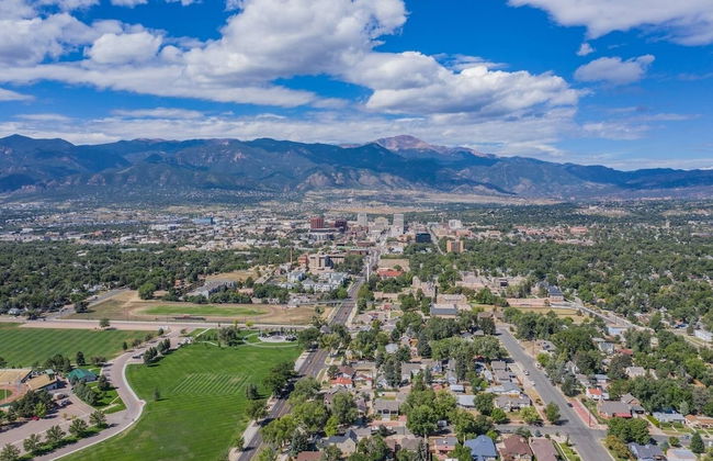 5BR Mnt Viewsdowntown Luxuryfirepit & RV Parking - Photo 66