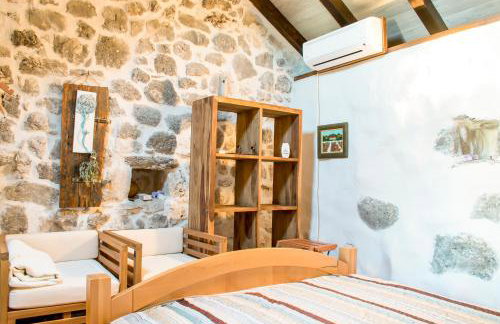 Home Sweet Home traditional Dalmatian house with pool - Photo 19