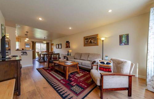 Elk Meadow Cabins 13A Bears Den Suite - Photo 11