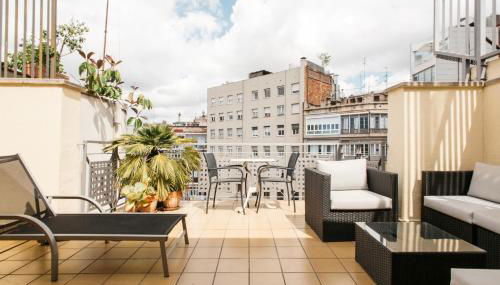 Wello Apartments - Photo 2