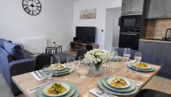 F3 Neuf et Lumineux 2ch 6pers Gare à pied - Photo 1