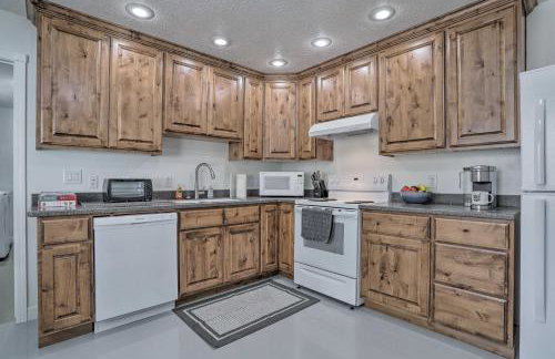 Caliente Home with Covered Patio, Mtn Views! - Foto 7