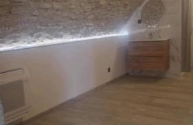 Appartement avec jaccuzzi privatif en RDC proche via rhona - Photo 8