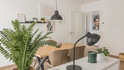 Luxus Apartment Bad Salzuflen mit eigenem Parkplatz und E-Ladestation - Foto 2