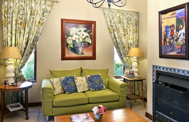 Petit Plaisir is a Romantic Self-catering Cottage on the Side of the Village no1 - Foto 8