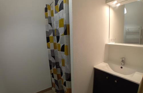 Appartement charmant proche plage avec terrasse et parking - FR-1-239-1119 - Foto 4