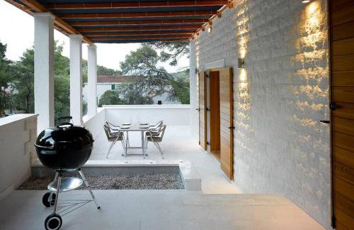 Private luxury Villa AZZURRO on Solta for up to 10 persons, free parking, very close to beach! FREE Kajak & Mountainbikes, GREAT living area & privacy! - Foto 13