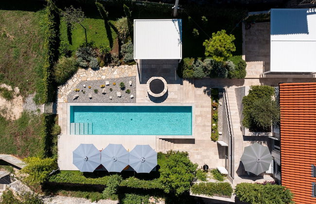 Villa Lastva is a Five Star Seafront Luxury Villa With Privite Pool - Foto 26