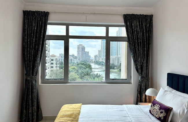 Lux BnB I Una Tower I Lakes View - Photo 2