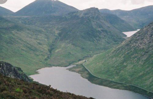 Moneydarragh Cottage with uninterrupted mountain and sea views- Hot tub available for hire at extra cost - Photo 25