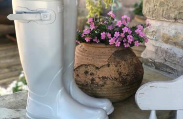 The Saddlery Cheshire - Photo 25