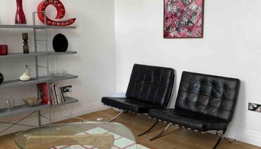 Entire Industrial Style Apartment With Free Parking & Wifi - Foto 3