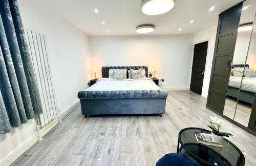 Lux 7 Bedroom residence - Photo 12