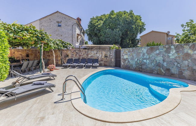 Villa in Peroj With Pool Near Beach - Foto 21