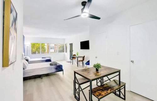 Bright 1BR Miami Beach Stay Near the Ocean - Foto 7