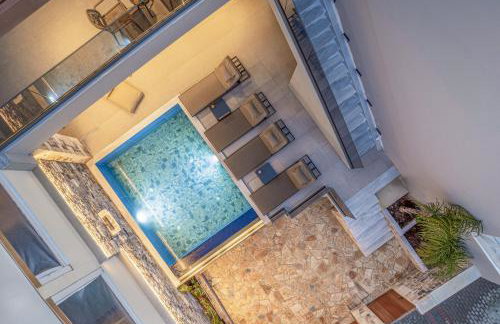 Villa Nicole - Private Pool & Rooftop Jacuzzi - Foto 17